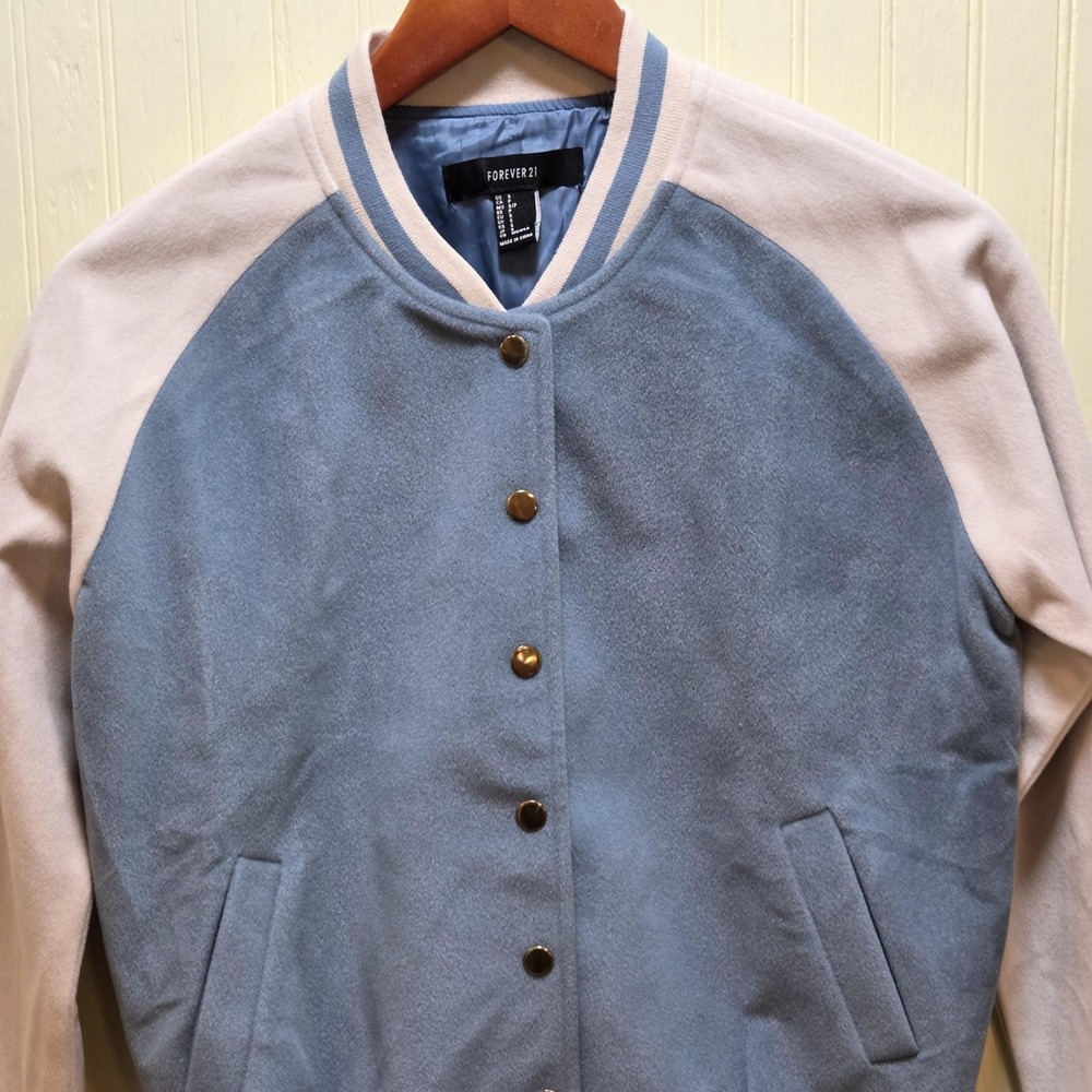 Forever 21 Jacket Womens Small Blue Cream Varsity Fleece Snap Button Pockets